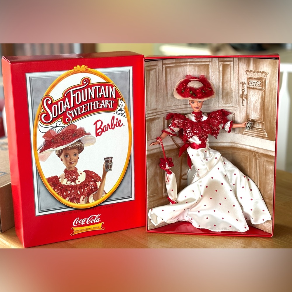 Vintage Barbie. Mattel 1996 Soda Fountain Sweetheart Barbie.